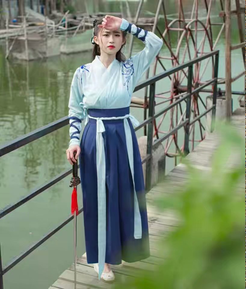 古裝戲服